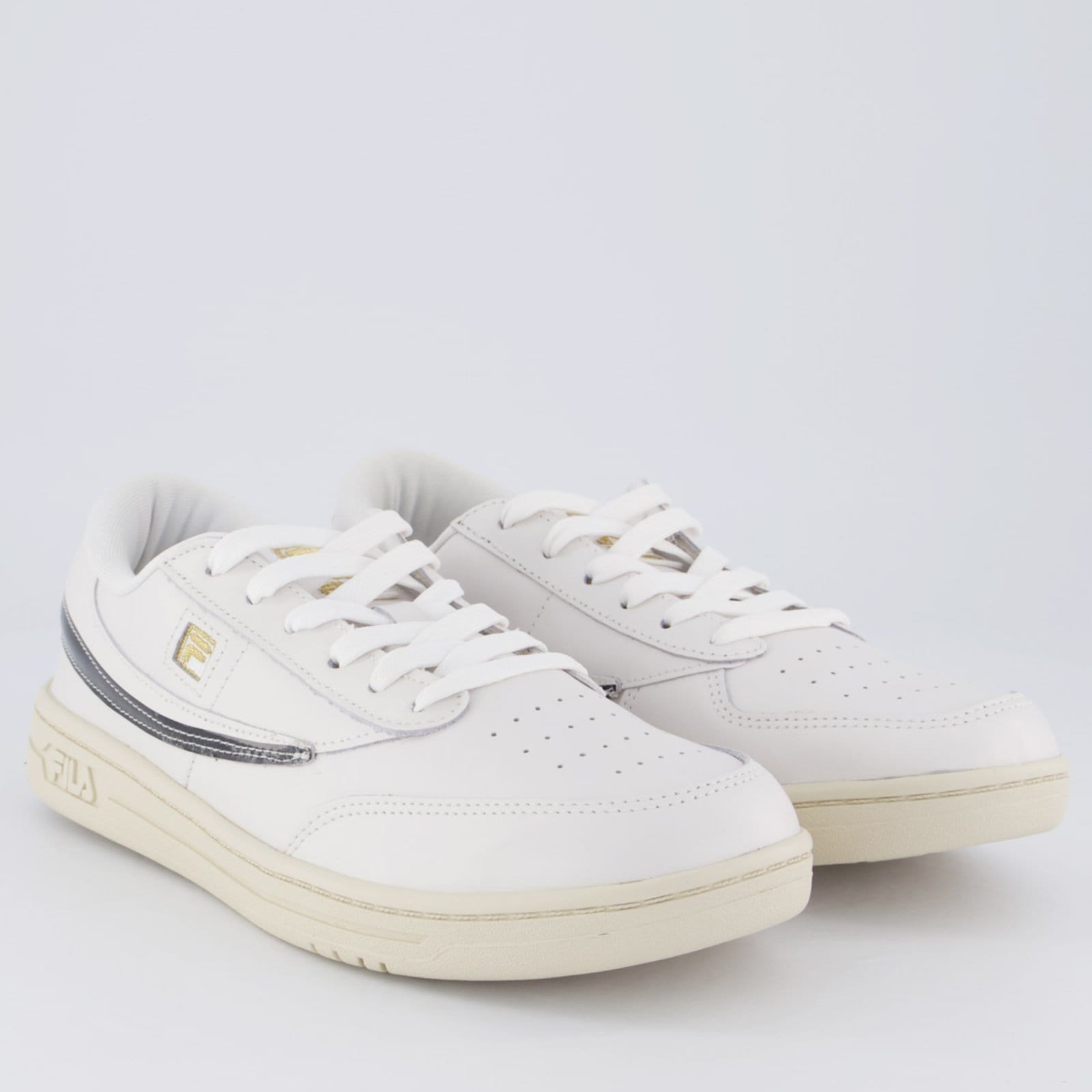 Vista 2 Tênis Fila 88 Origens e Preto Fila branco