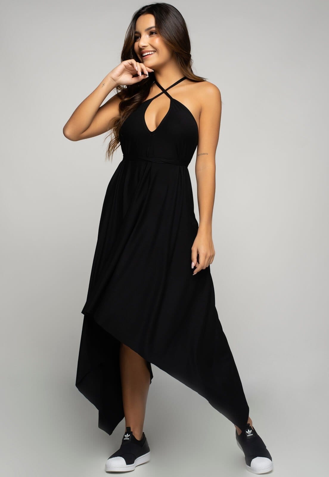 Vista 2 Vestido Feminino Multiformas Amarrações Verão Vicbela Vicbela preto