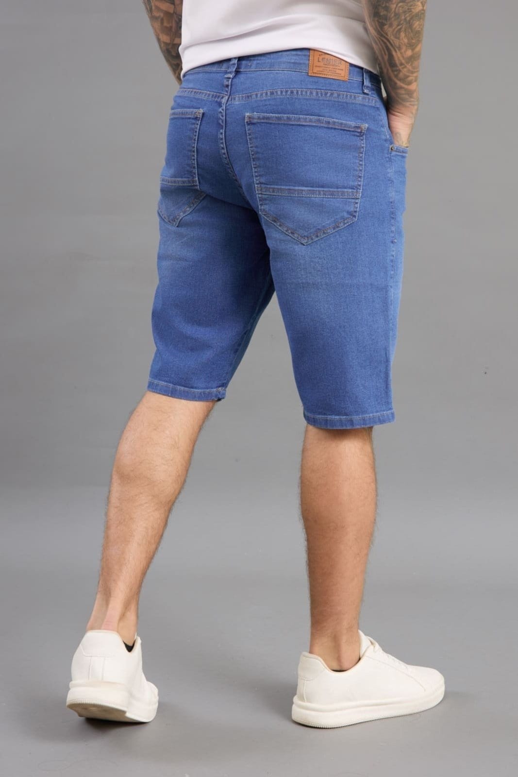 Vista 2 Bermuda Jeans Masculina Slim Fit Básica Lemier Collection LEMIER azul