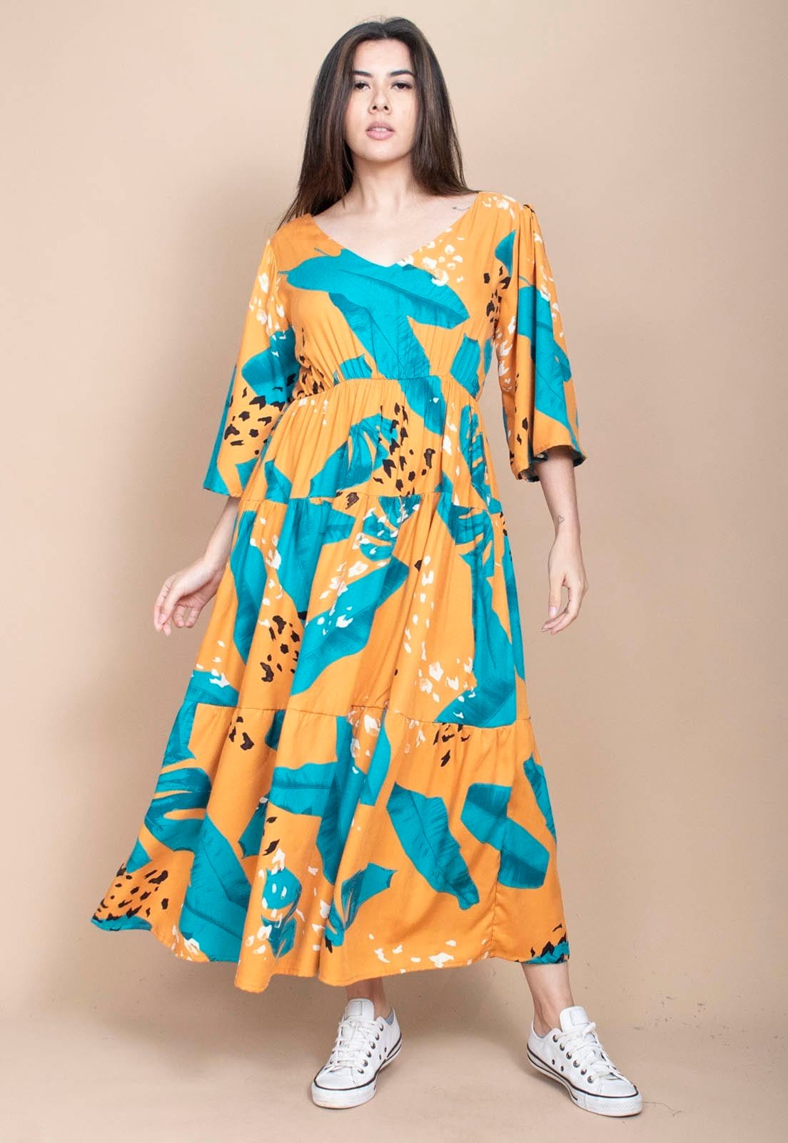 Vestido Longo Cabanafree Plano com Manga e Camadas Estampa Aurora Botânica