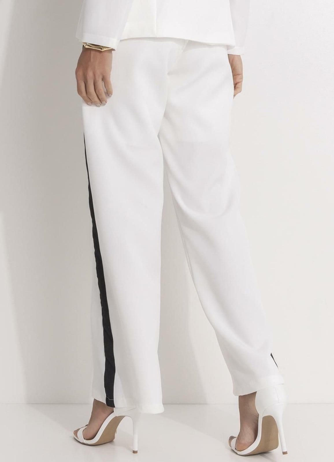 Vista 2 Calça Alfaiataria Branca Colorido Quintess branco