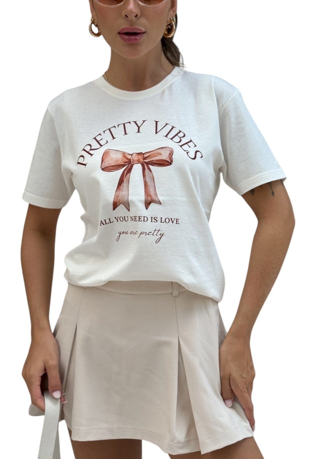 Camiseta Cianitas Off Estampa Laço Pretty Vibes