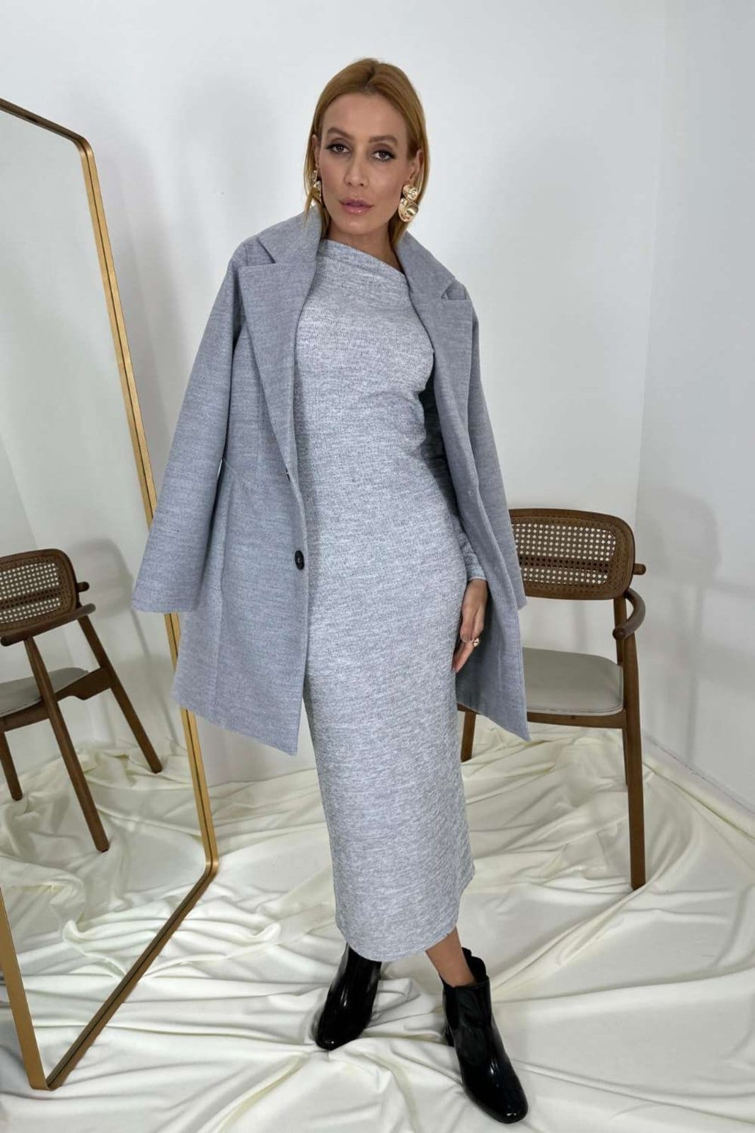 Vista 2 Vestido Vanibele Midi Mescla Vanibele cinza