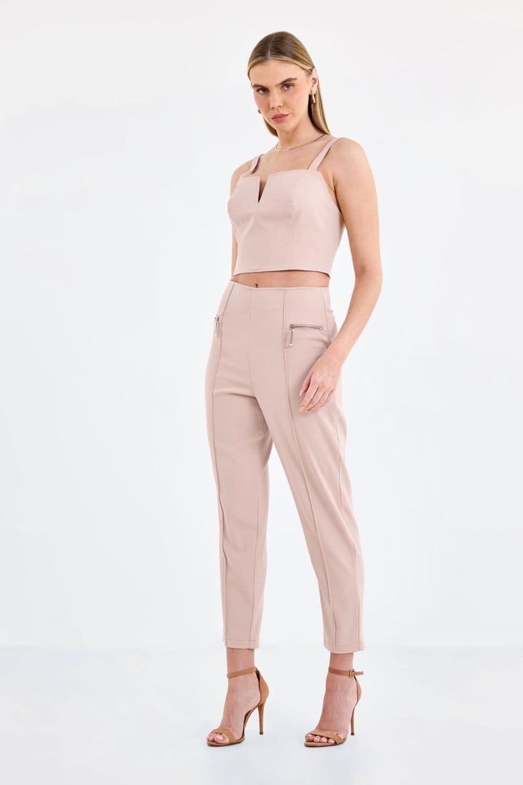 Vista 2 Calça Alfaiataria Nervura ACT FEMININO preto