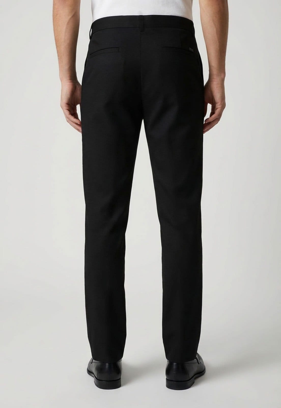 Vista 2 Calça Masculina Forum Alfaiataria Preta Forum preto