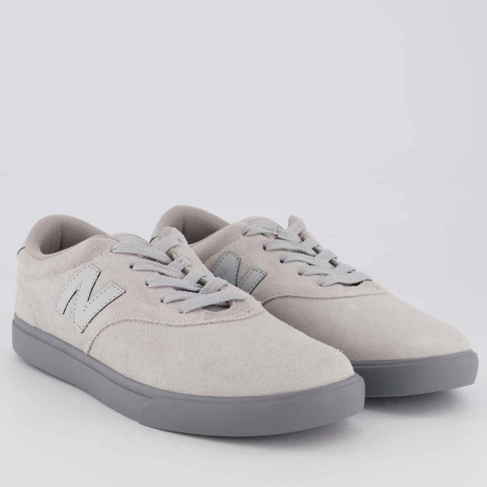 Vista 2 Tênis New Balance 55 Claro New Balance cinza