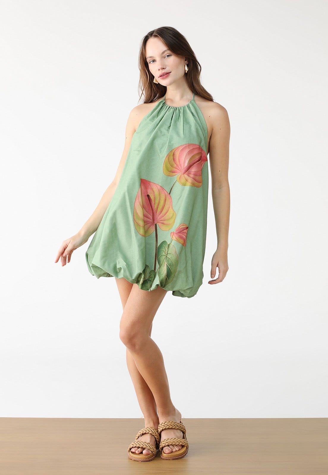 Vista 2 Vestido Frente Única FARM Curto Balonê Anturio FARM verde