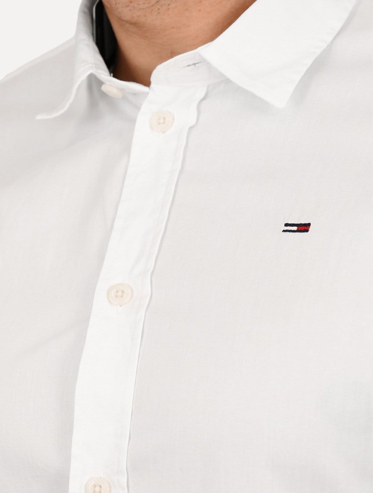 Vista 2 Camisa Tommy Jeans Masculina Slim Original Stretch Branca Tommy Jeans branco