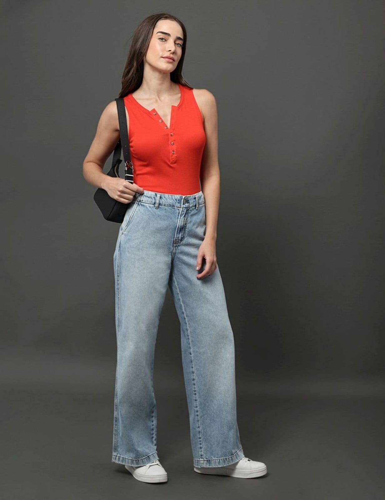 Vista 2 Calça Jeans Feminina Wide Leg Bolso-Faca Calvin Klein Jeans Claro Calvin Klein Jeans azul