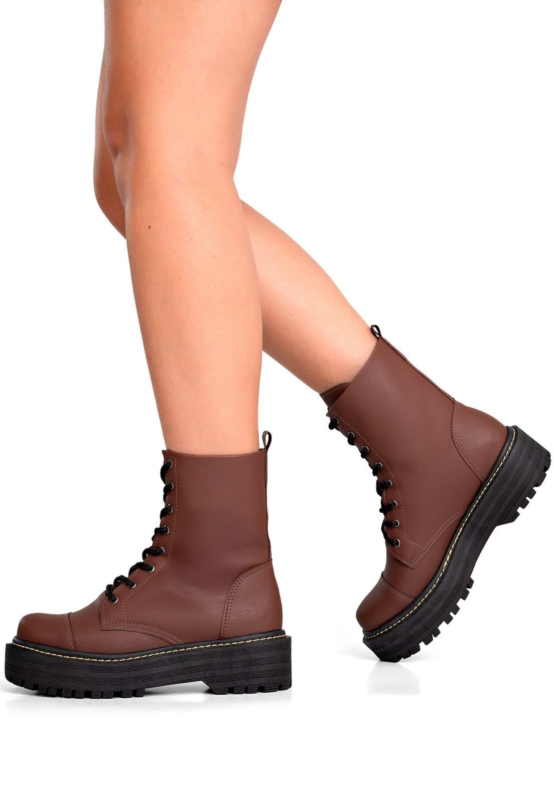 Vista 2 Coturno Feminino Lumiss Cano Curto Tratorado Plataforma Confortável LUMISS marrom