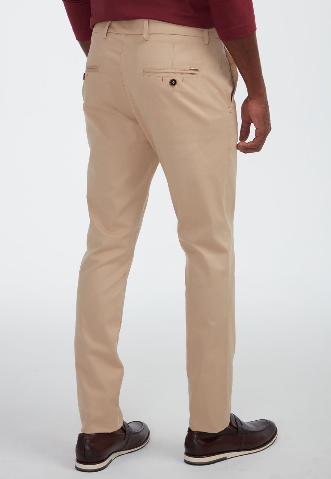 Vista 2 Calça Sarja Traymon Slim Algodão Egípcio Areia Traymon caramelo