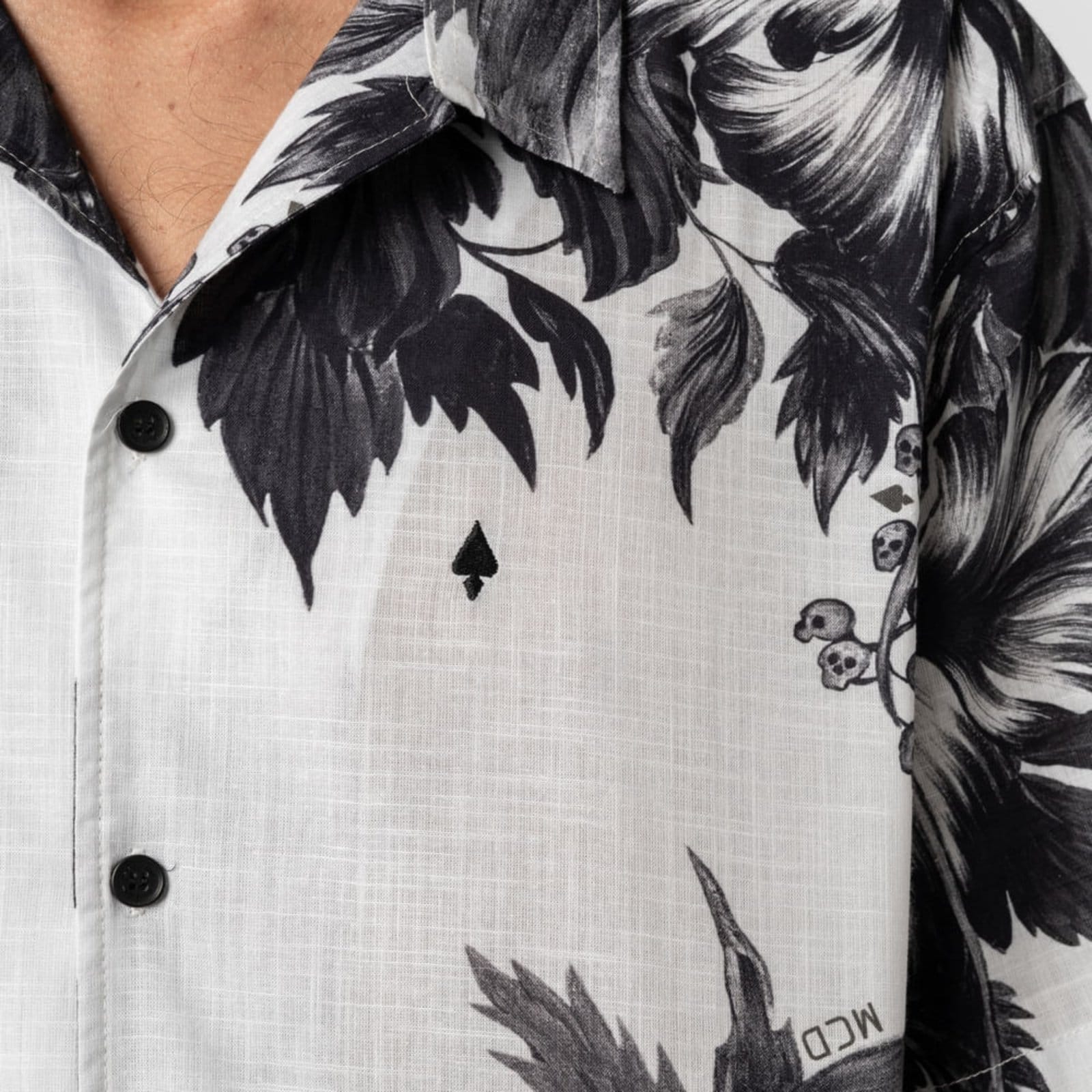 Vista 2 Camisa Mcd Comfort MCD branco