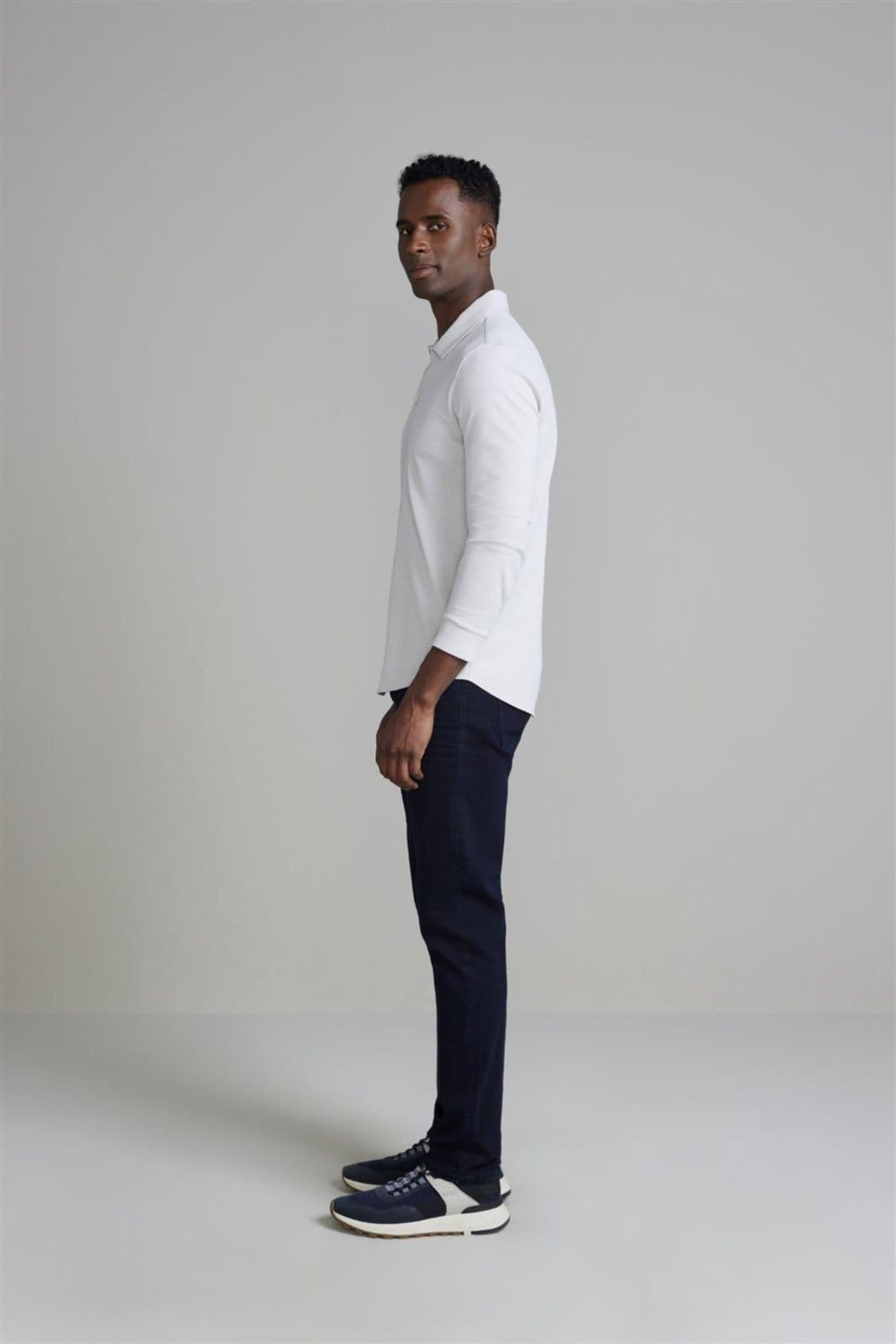 Vista 2 HIGHSTIL Camisa com Bolso Lisa Piquet Slim Fit HIGHSTIL branco