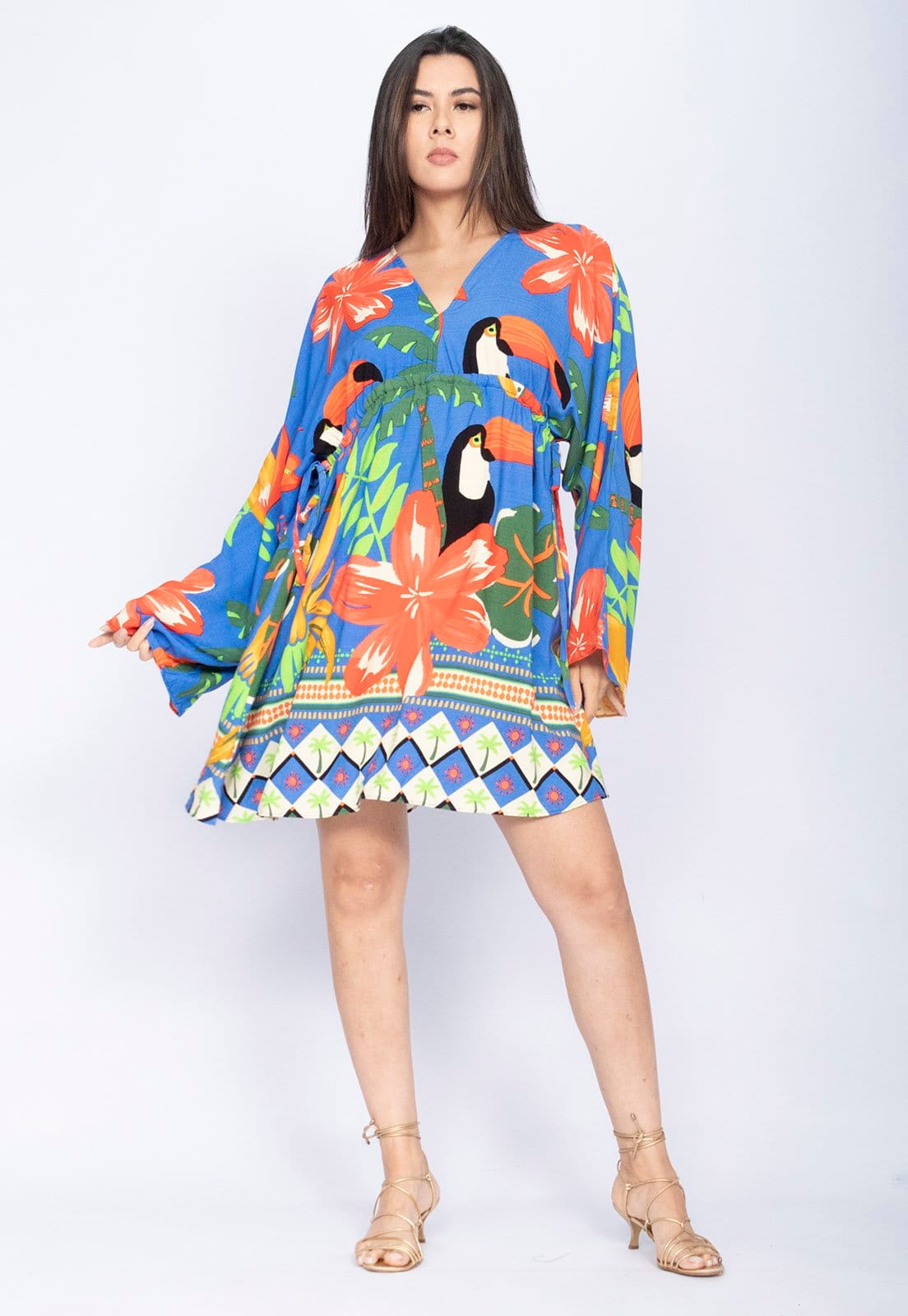 Vestido Amazônia Vital Curto Manga Ampla Estampa Tucanê