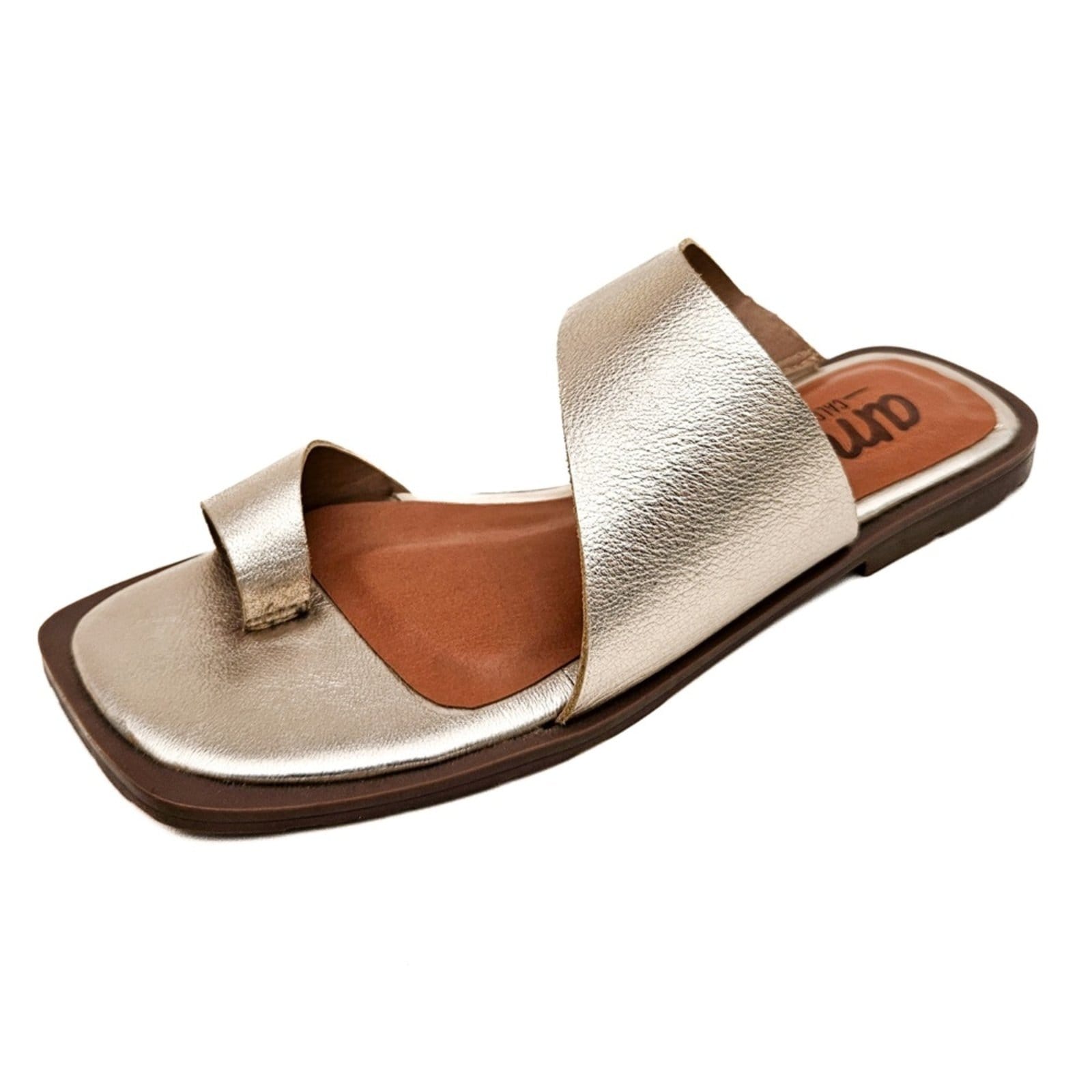 Vista principal Sandália Rasteira em Couro Amo Calçados Lori Dourada Amo Calçados dourado