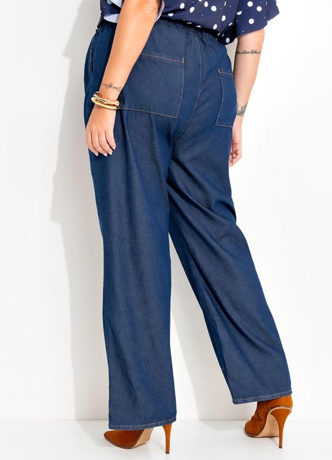 Vista 2 Calça Em Jeans Leve Jeans Médio Marguerite azul