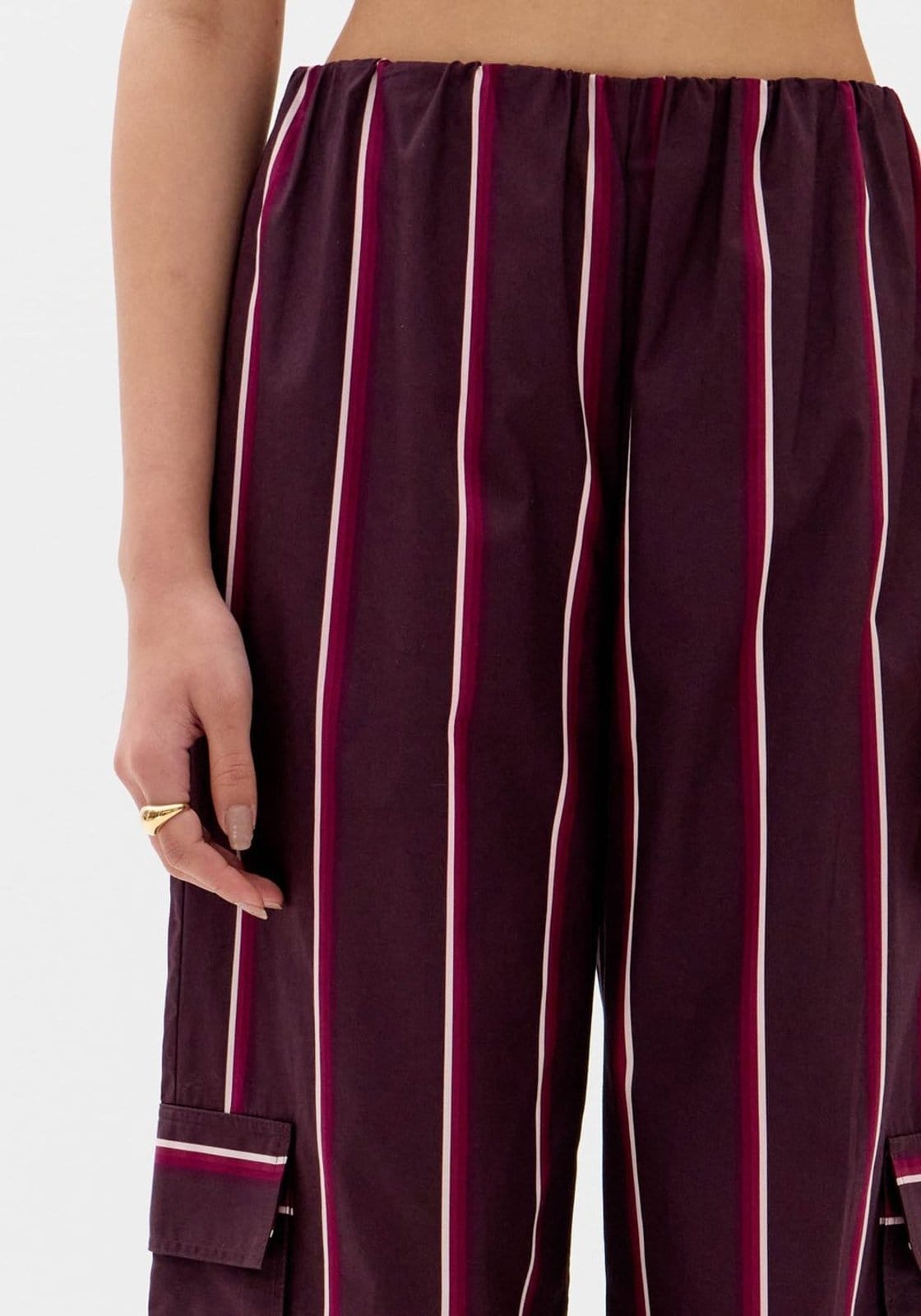 Vista 2 Calça Wide Leg Cintura édia Cargo Listrado My Favorite Things vermelho