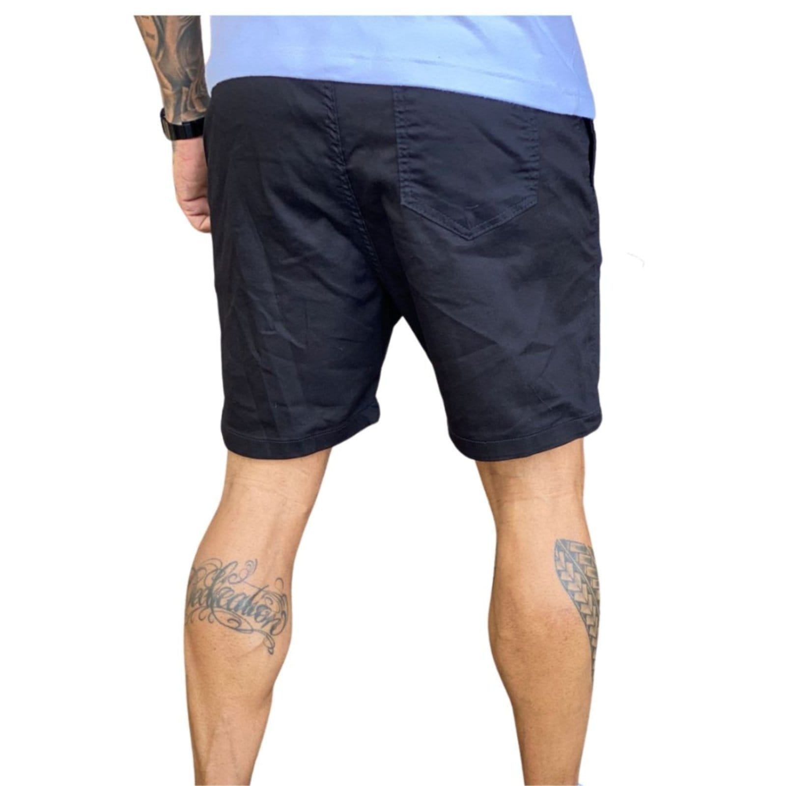 Vista 2 Bermuda Moda Masculina com elástico preta em sarja Jeans Loka preto