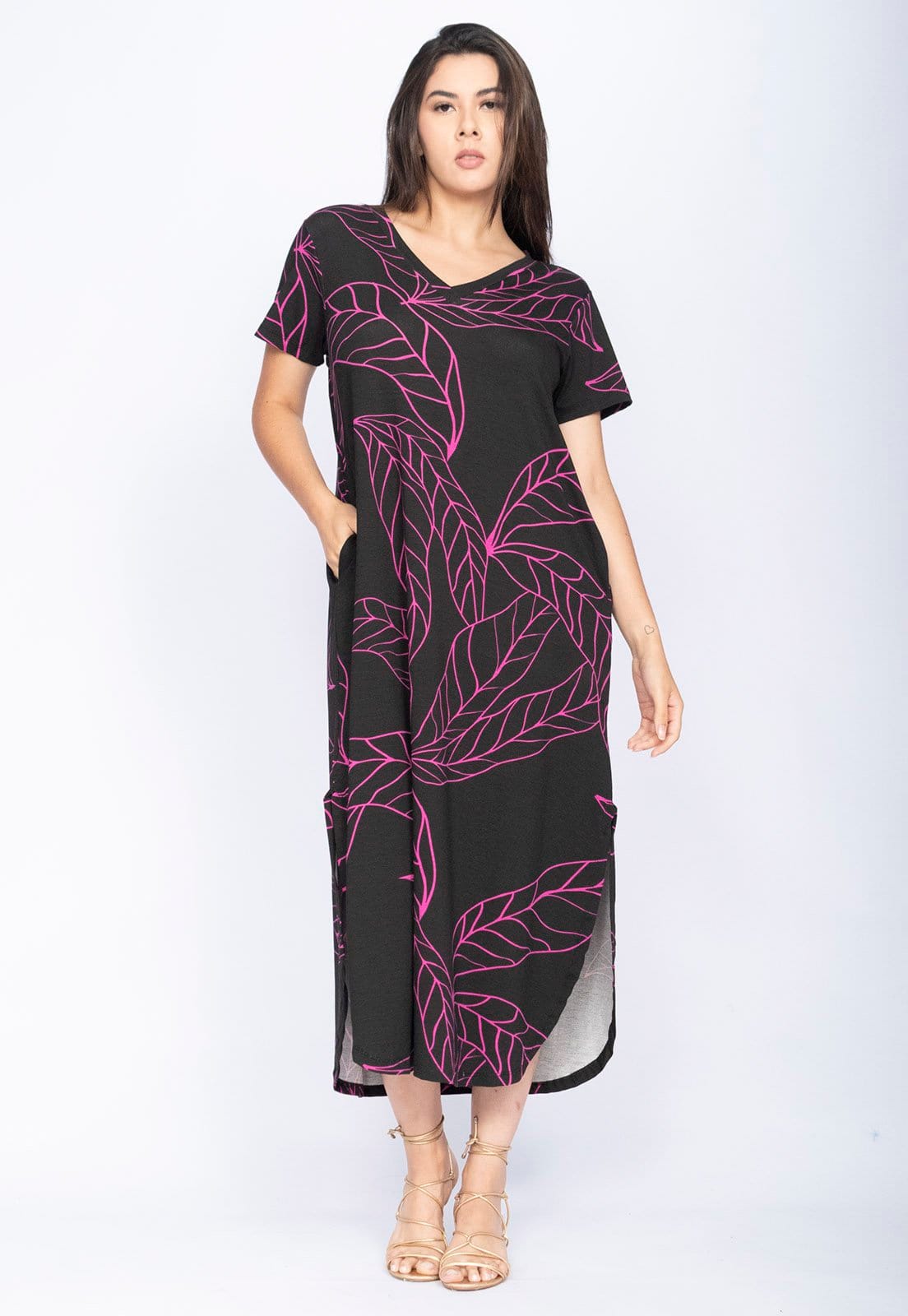 Vista 2 Vestido Amazonia Vital Midi Abapã Malha com Bolso Estampa Antúrios Lilás Amazonia Vital estampado/preto