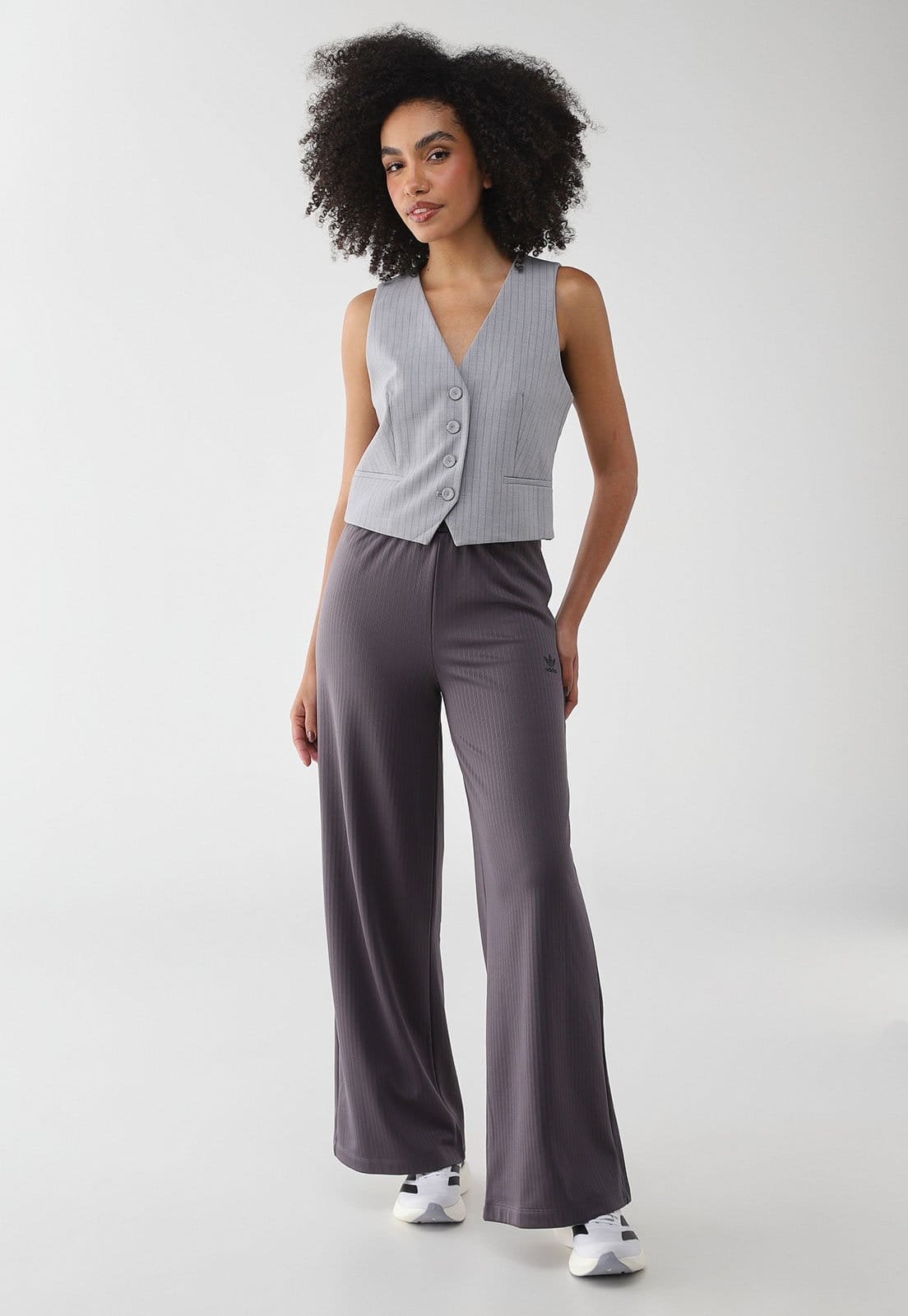 Vista 2 Calça Feminina adidas Originals Essentials WR adidas Originals grafite