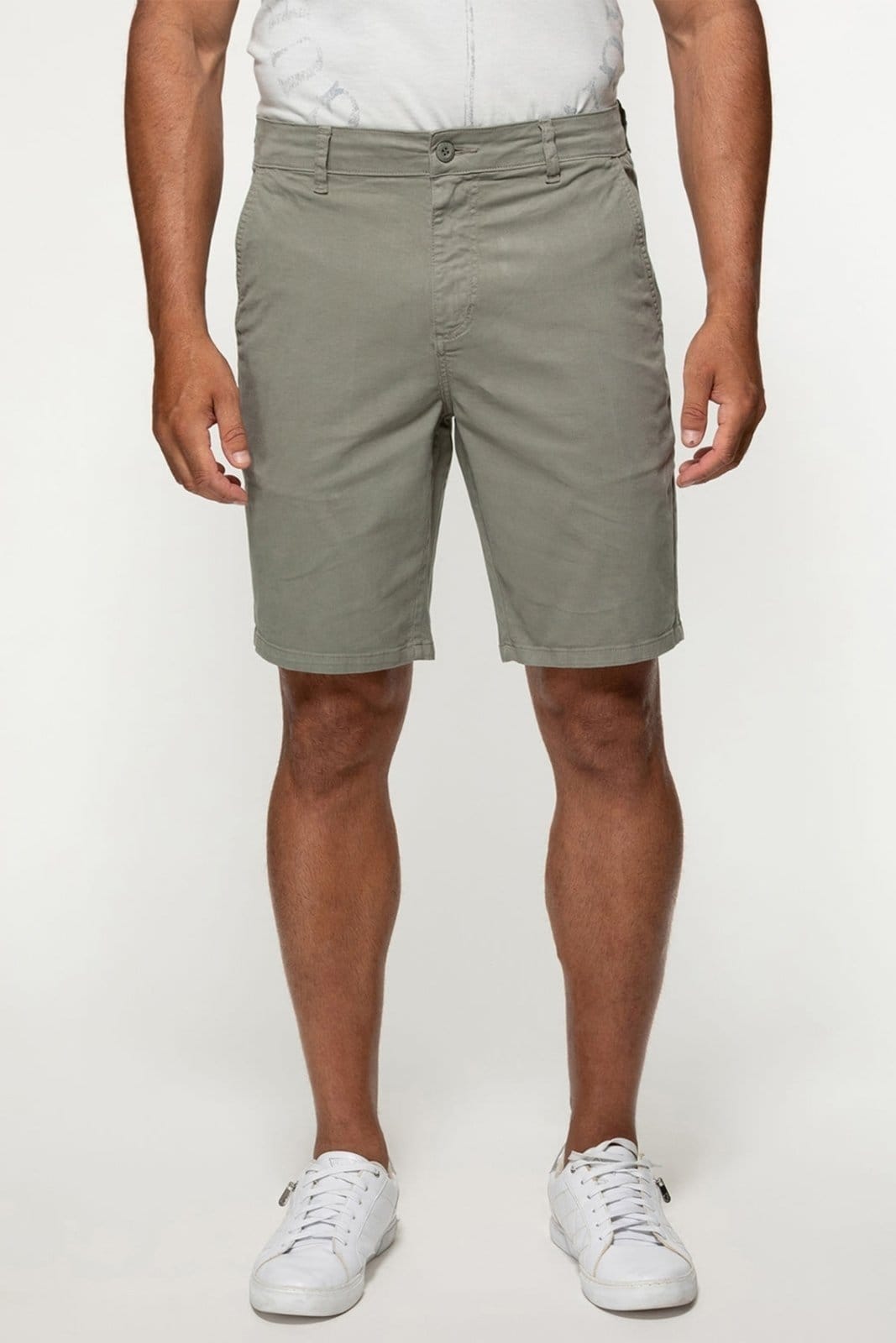 Bermuda Chino Guess