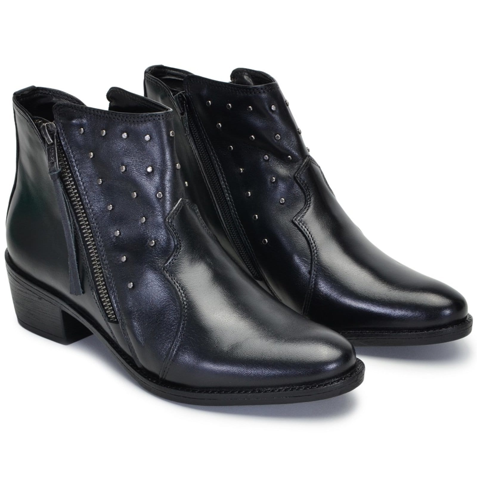 Vista 2 Bota Cano Curto Feminina Ferrile em Couro Salto Bloco Preta 6717 Ferrile preto