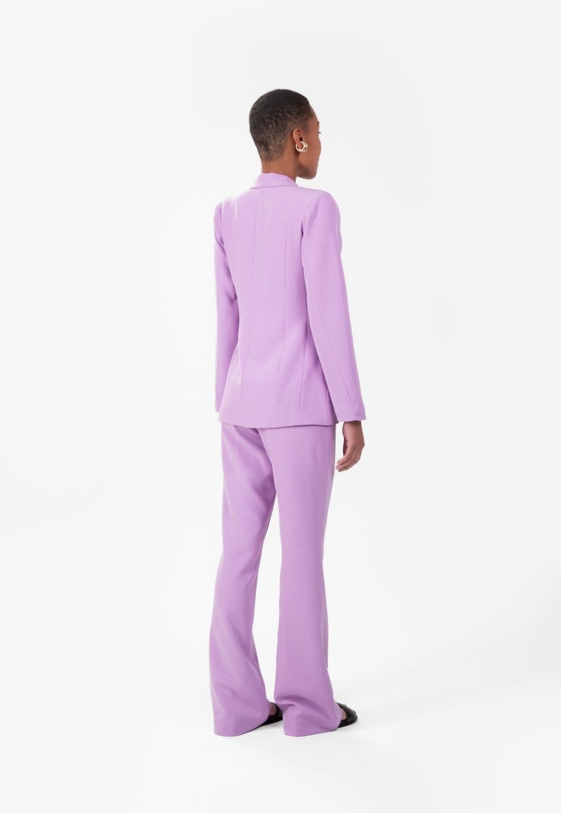 Vista 2 Calça Traymon Alfaiataria Flare Lilas Traymon lilás