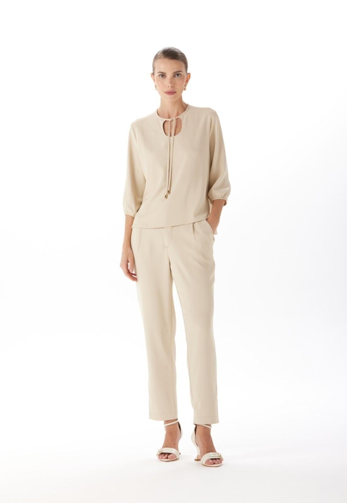 Vista principal Calça Alfaiataria Cintura Alta Traymon Classico Traymon bege