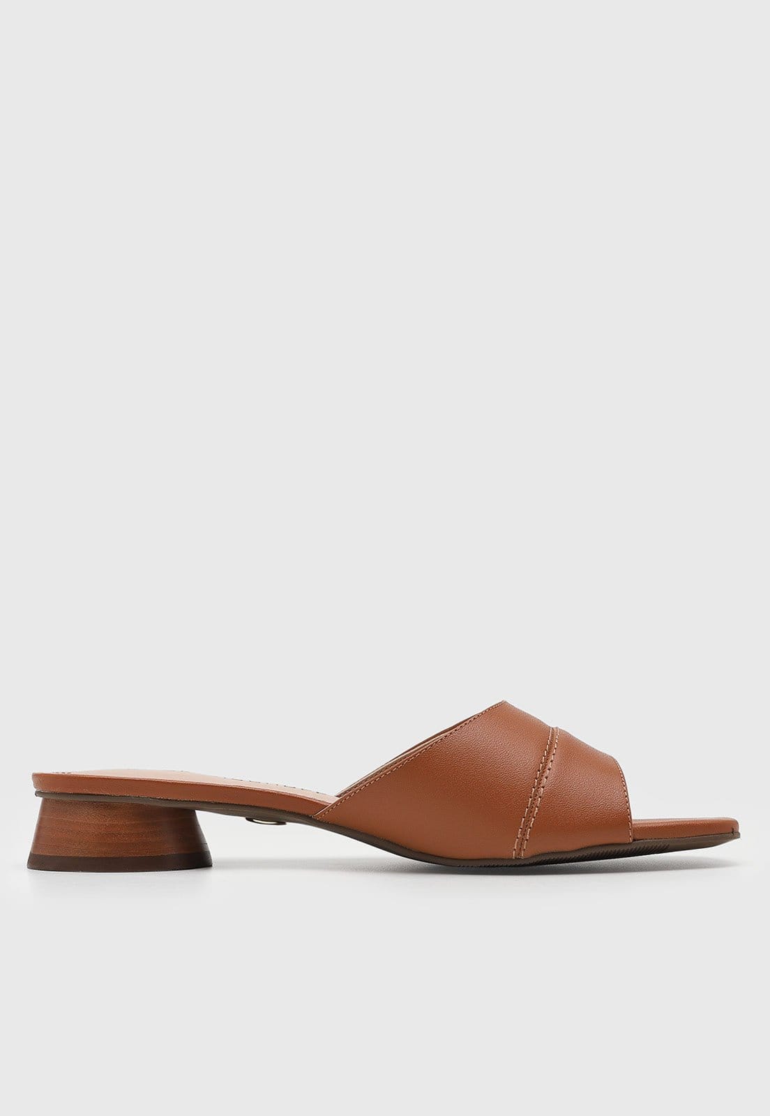 Vista 2 Tamanco Feminino Jorge Bischoff Salto Baixo Jorge Bischoff caramelo