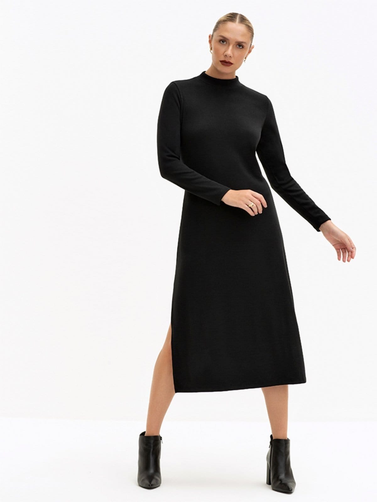 Vista principal Vestido Principessa Longuete em Malha Canelada Diana Principessa preto