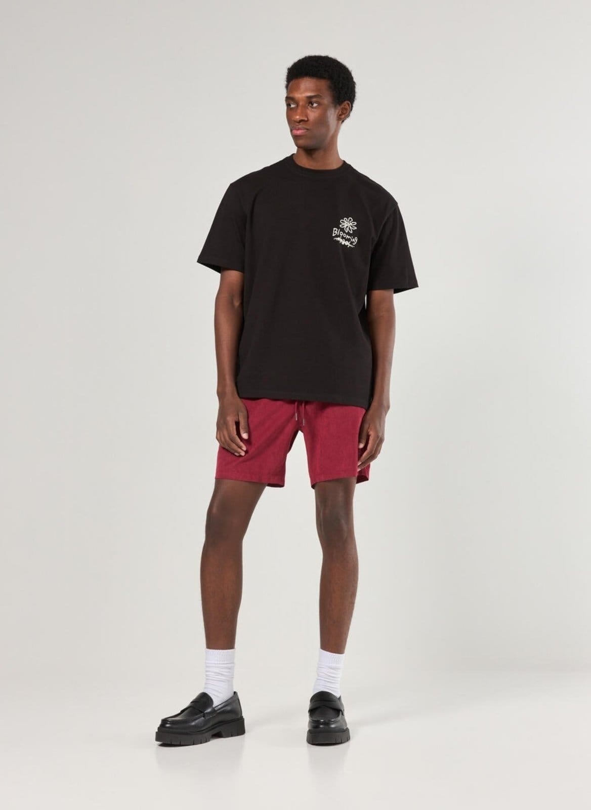 Bermuda Em Tecido Estonado