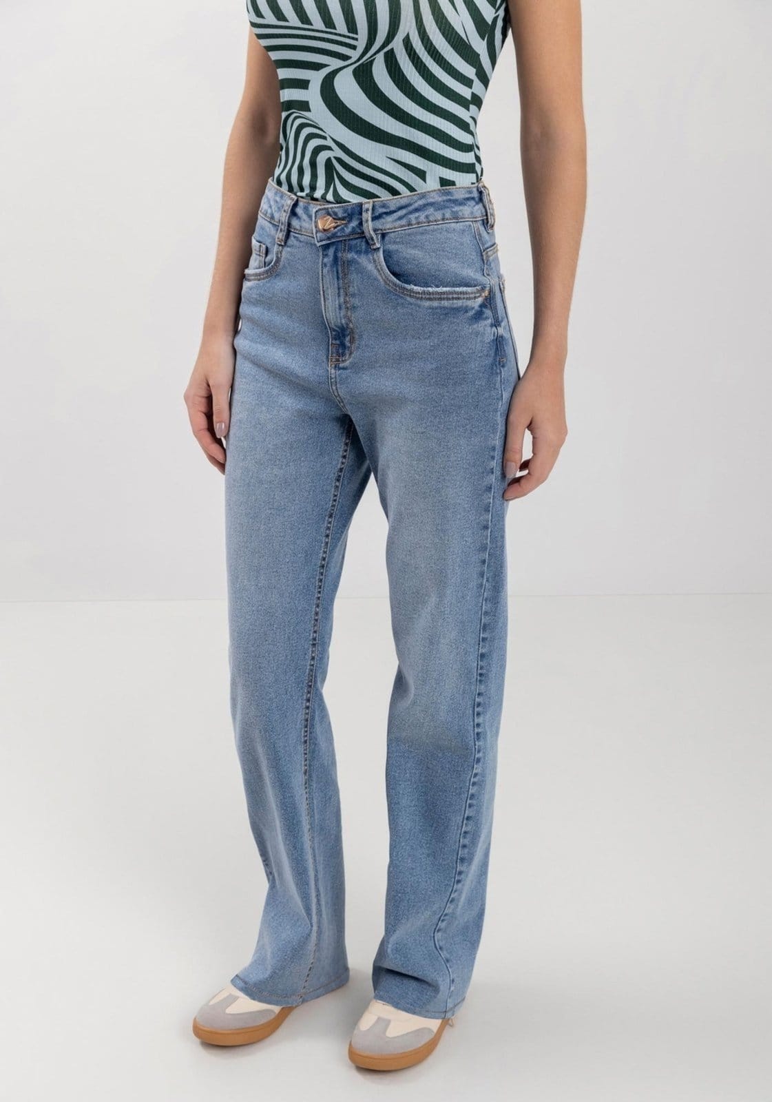 Vista 2 Calça Lez a Lez Jeans Reta Com Barra Desfiada E Elastano Lez a Lez azul