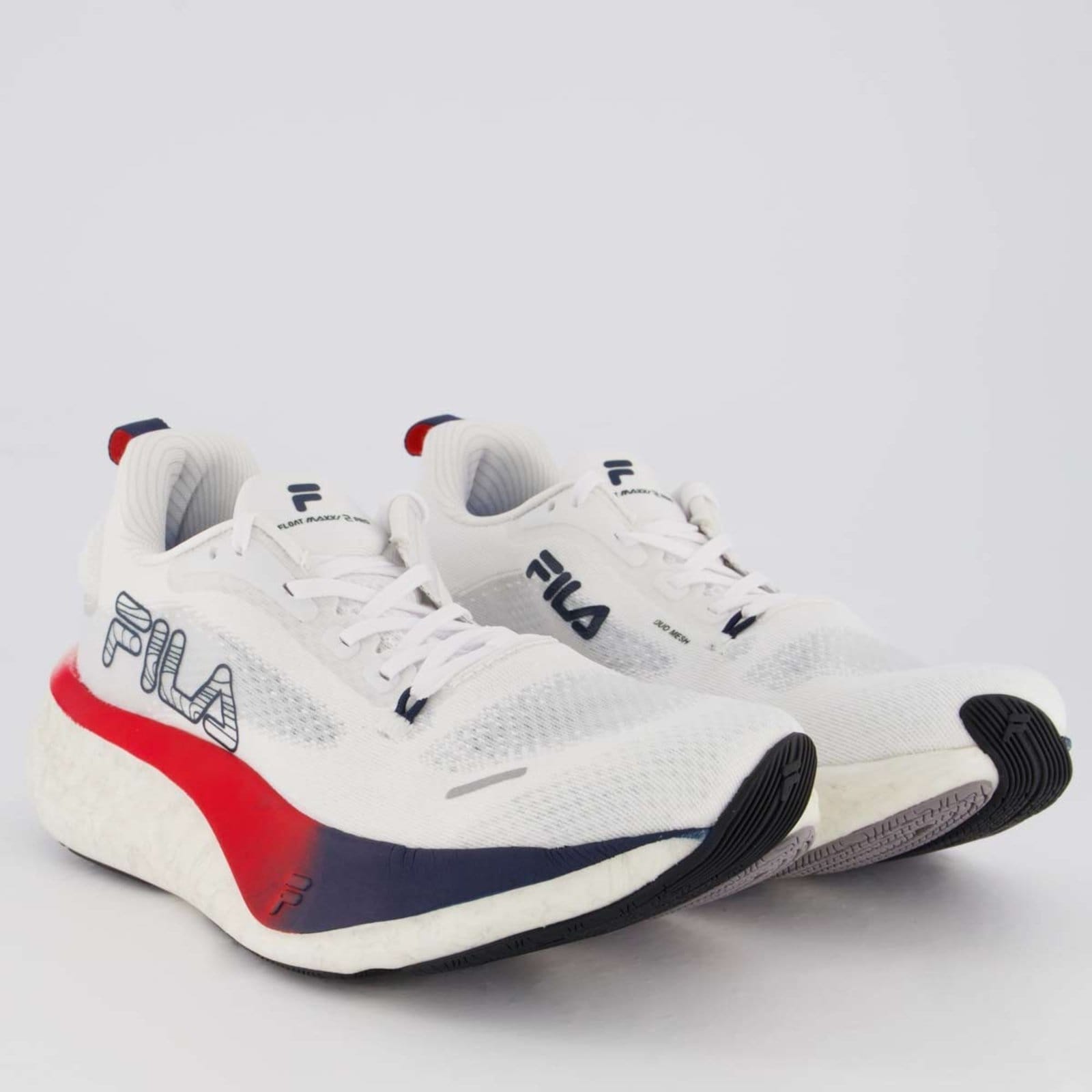 Vista 2 Tênis Fila Float Maxxi 2 Pro e Marinho Fila branco