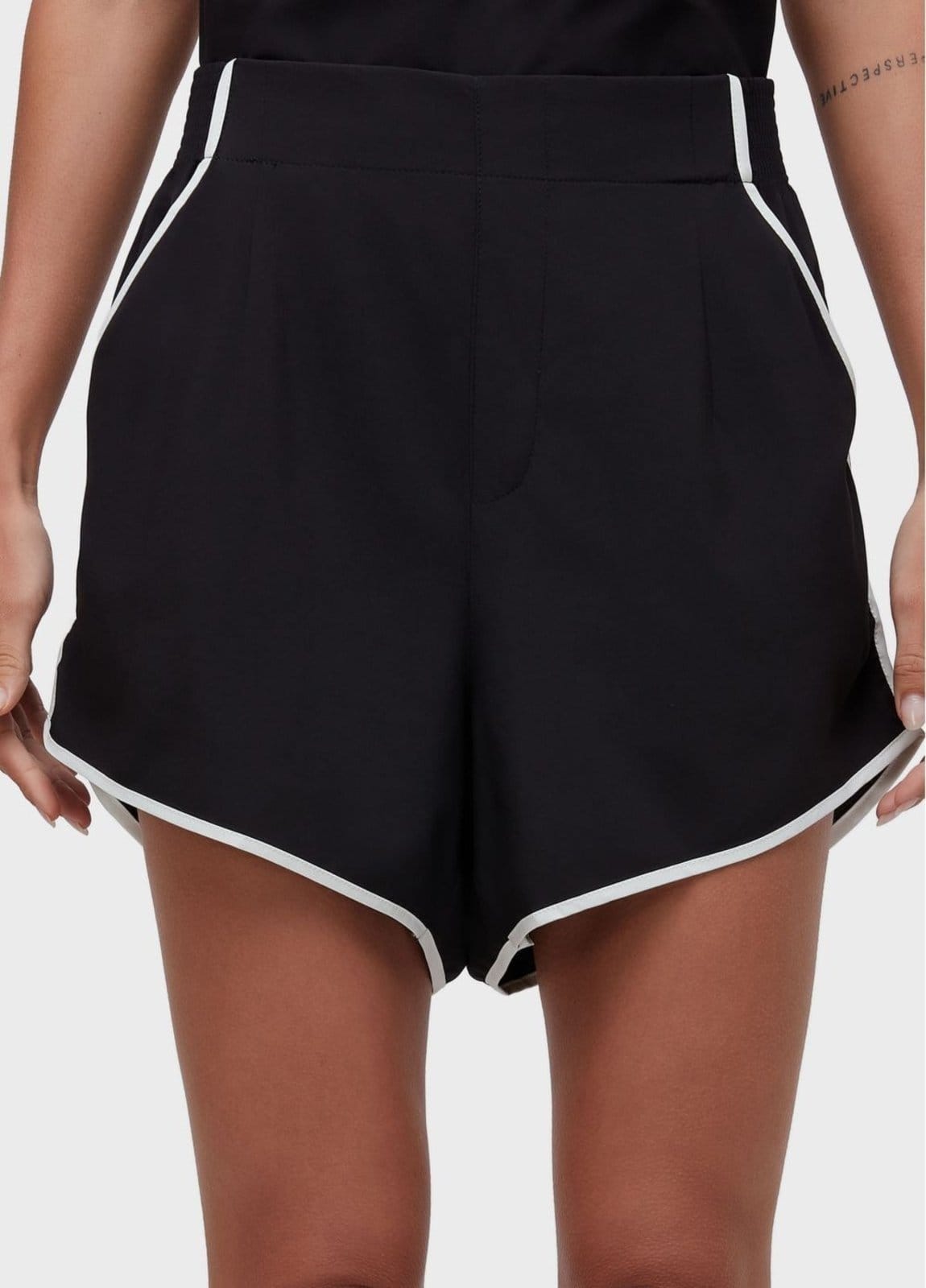 Vista 2 Short superlight viés Osklen preto