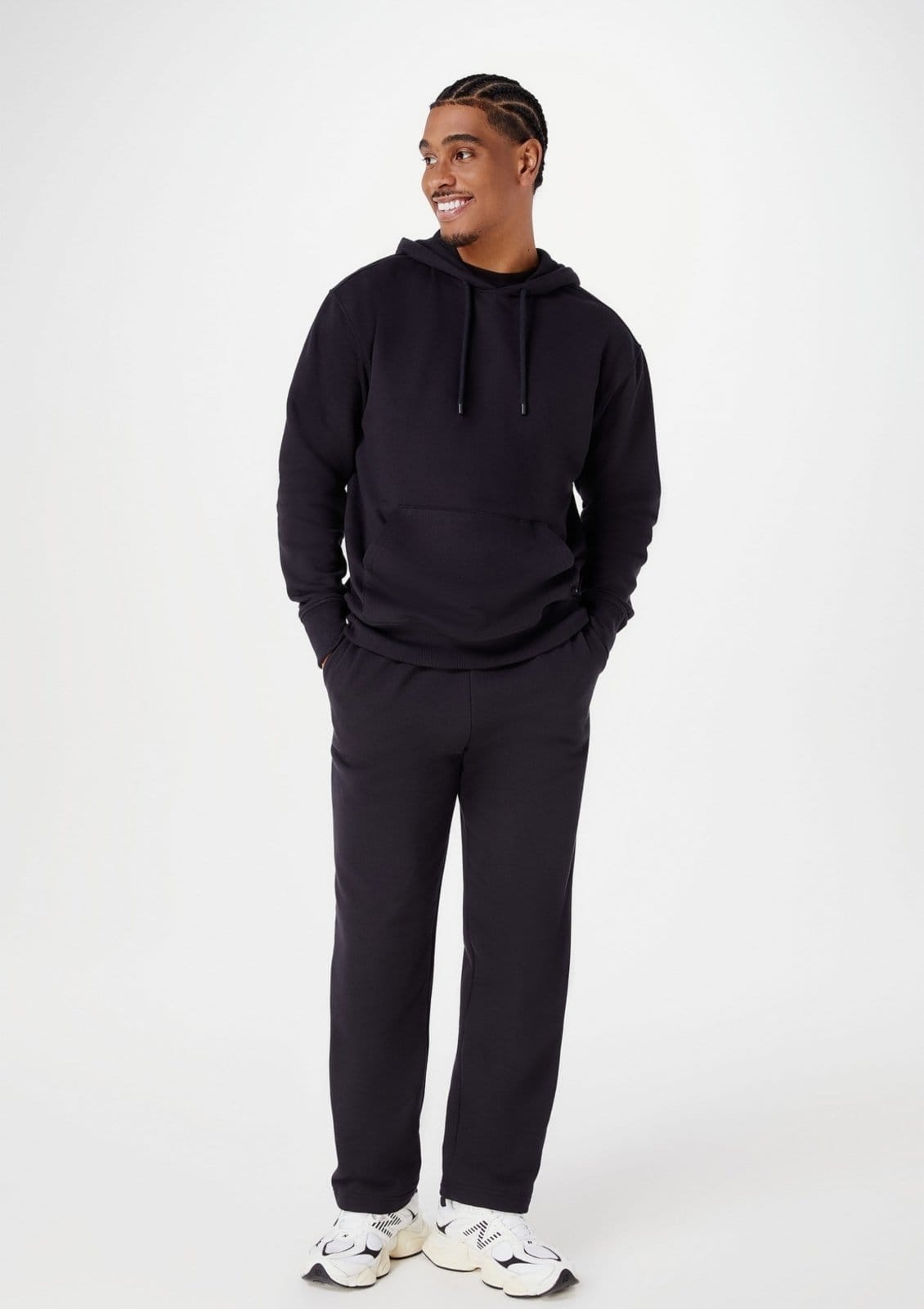 Vista principal Calça Básica Masculina Reta Em Moletom Peluciado Hering preto