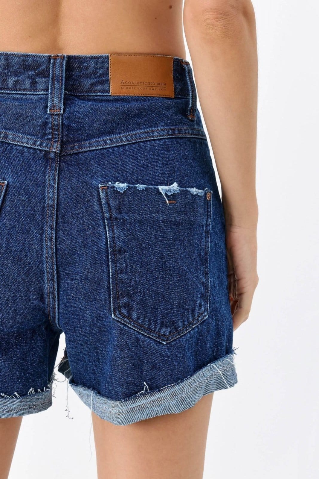 Vista 2 Short Barra Dobrada ACT FEMININO jeans