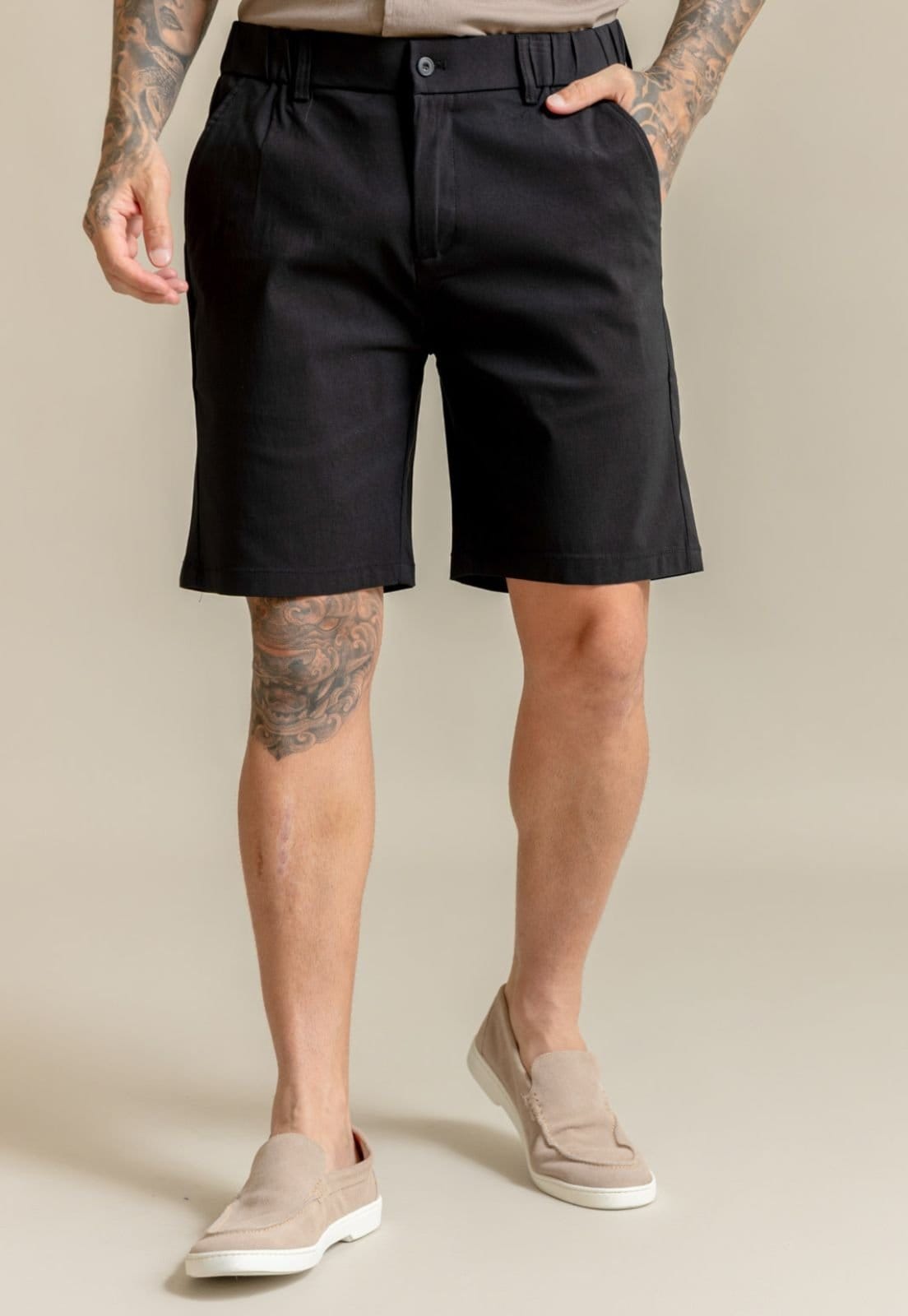 Vista principal Bermuda Alfaiataria Masculina Slim Color Dialogo Dialogo Jeans preto