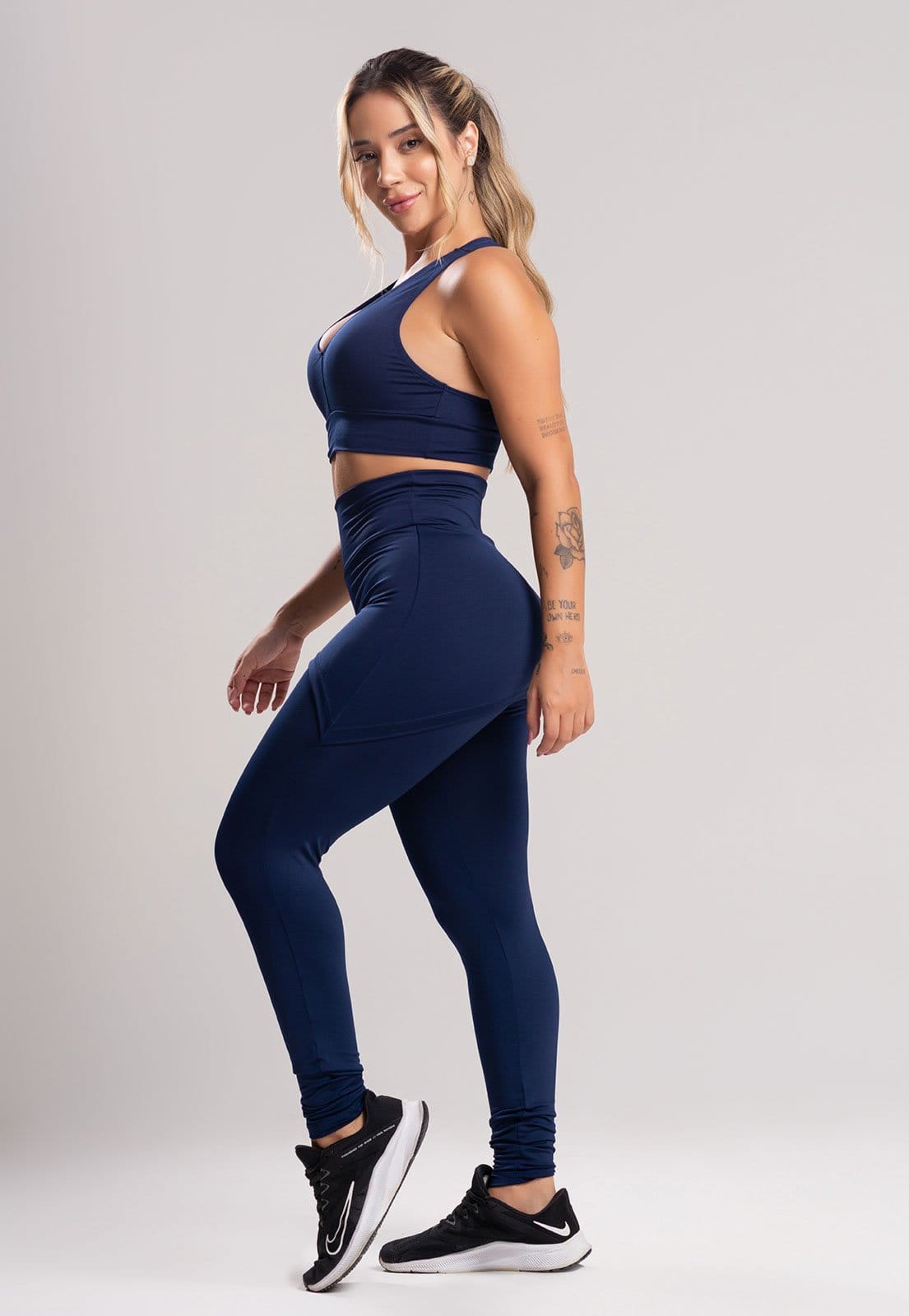 Calça Legging MVB Modas Saia Tapa Bumbum Suplex Lisa Marinho