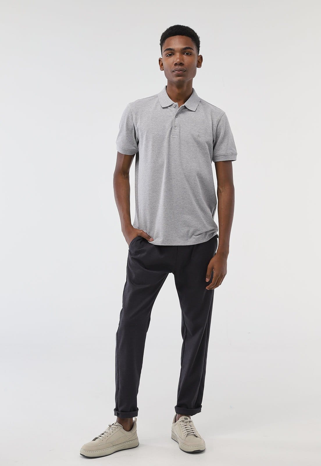 Vista 2 Camisa Polo Dudalina Reta Icon Bordado Dudalina cinza