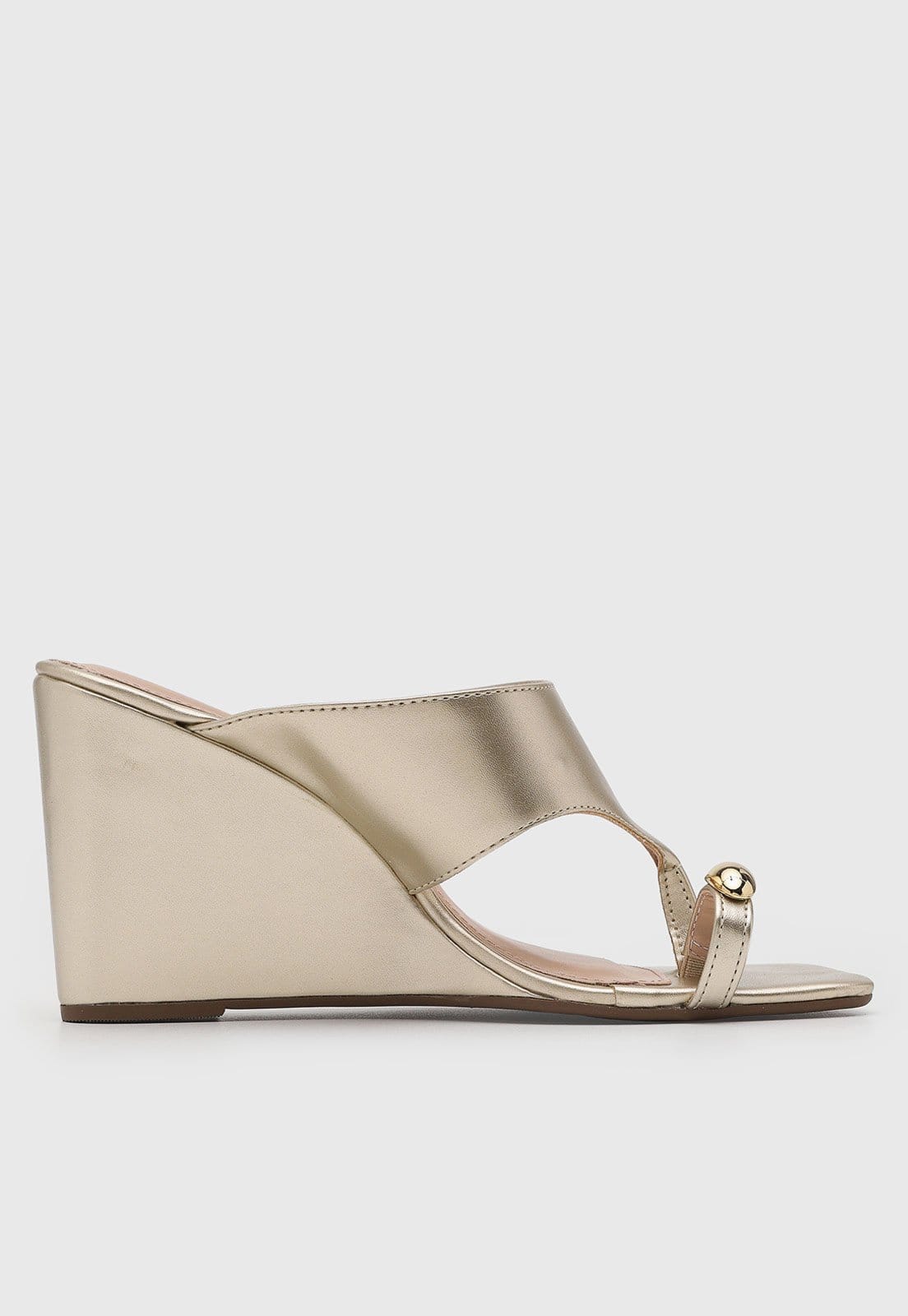 Vista 2 Sandália Feminina Via Uno Salto Anabela Dourada VIA UNO dourado