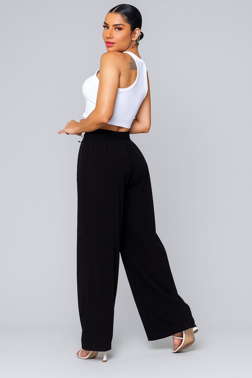 Vista 2 Calça Pantalona D Bell Outlet Fashion Friso Frontal Preta D BELL OUTLET FASHION preto