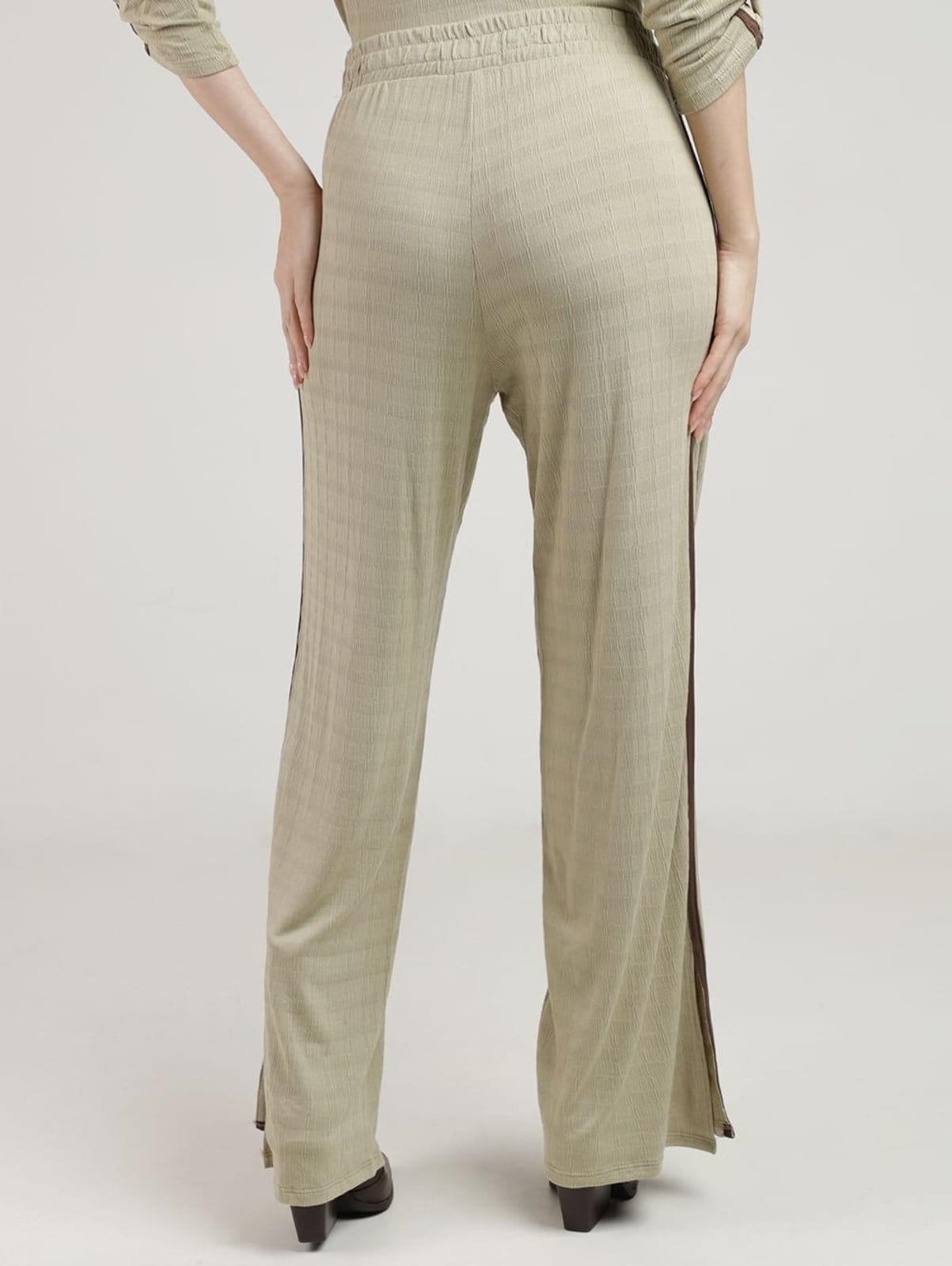 Vista 2 Calça Wide Leg Autentique Feminina CLARO CLARO/MARROM Autentique verde