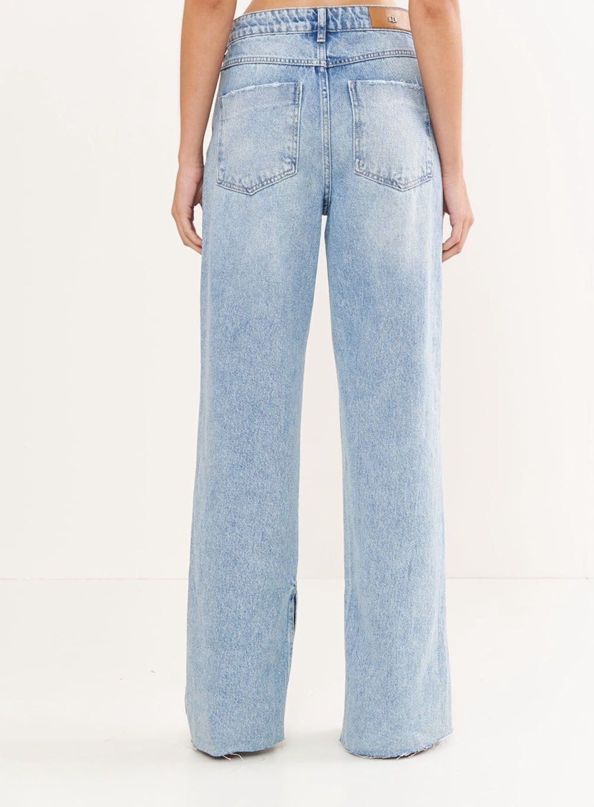 Vista 2 Calça Feminina Jeans Com Barra à Fio - Juliette Colcci Indigo Colcci azul indigo