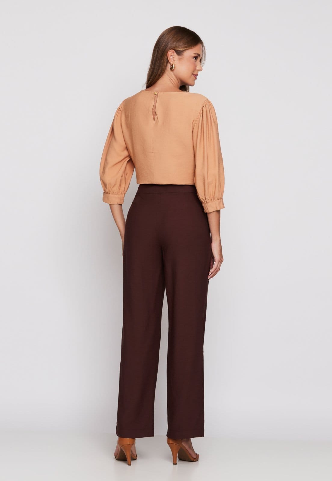 Vista 2 Calca Alfaiataria Reta Bolso Miss Joy 8231 Feminino MISS BY JOY marrom