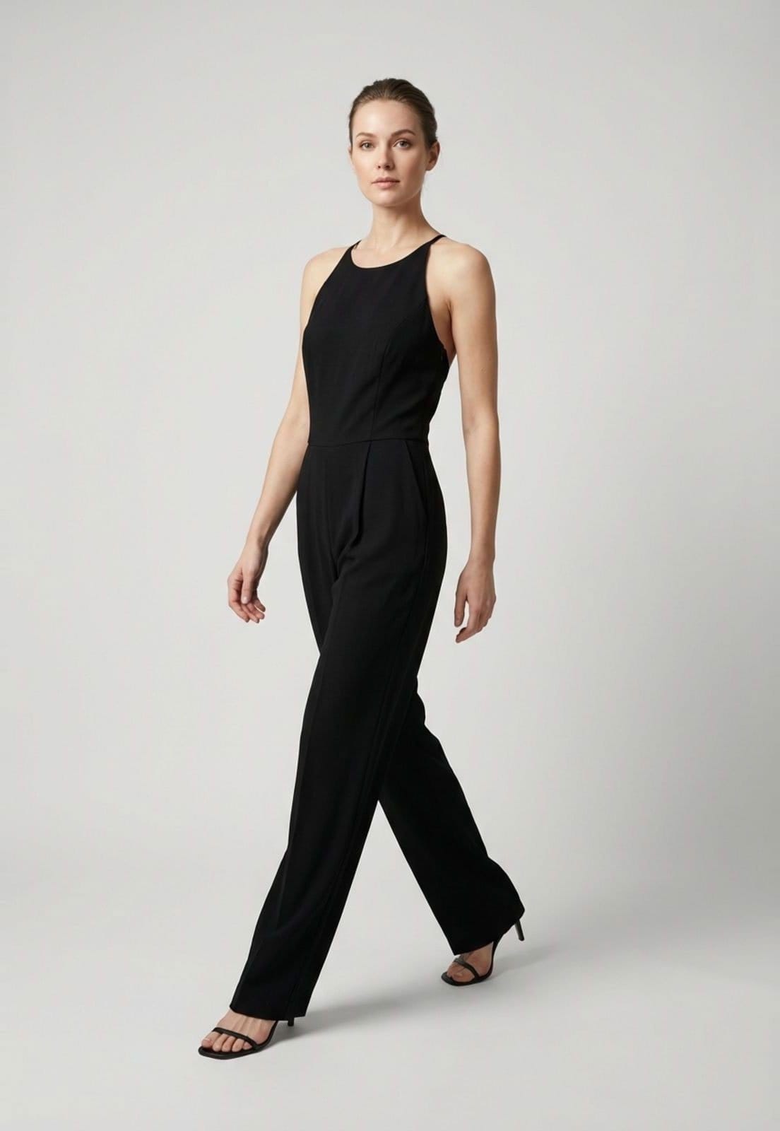 Macacão Feminino Lança Perfume Longo Sem Mangas