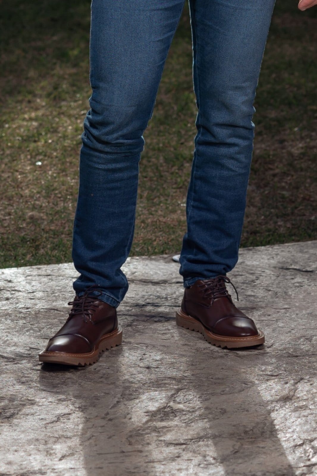 Vista 2 Sapato Social Oxford Verona Tratorado Confortável Masculino Social Brogue THEZB castanho