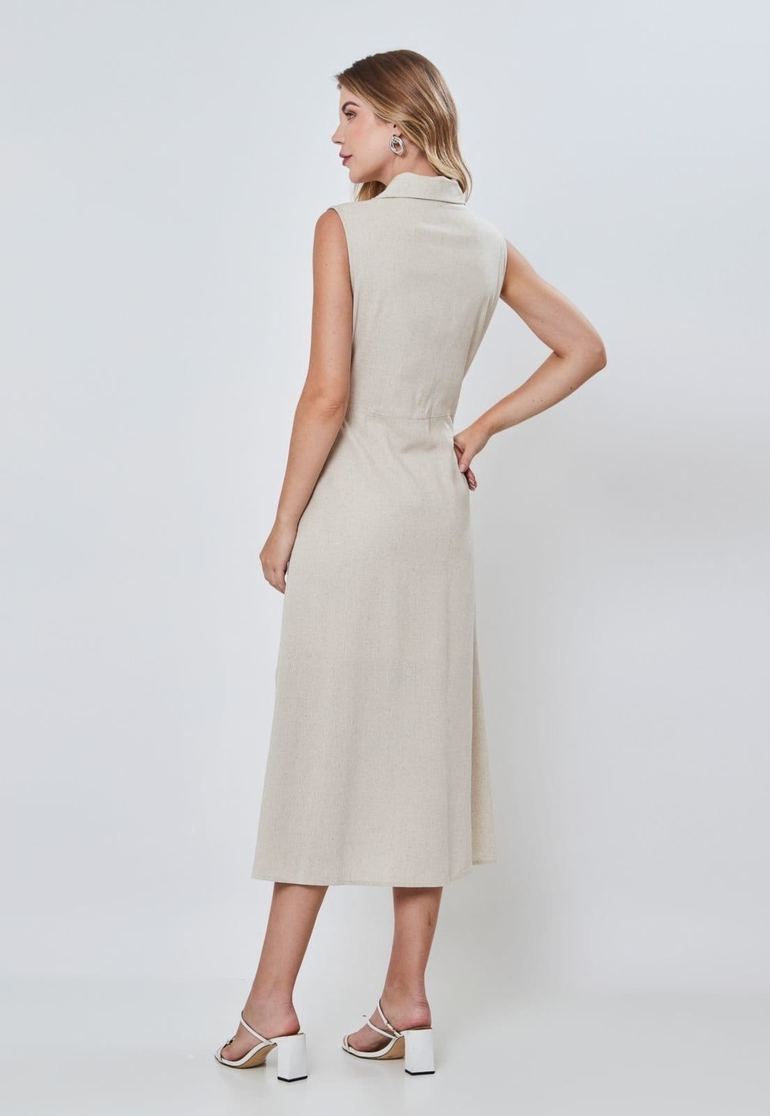 Vista 2 Vestido Linho Chemise Longa Miss Joy 7899 Feminino MISS BY JOY bege