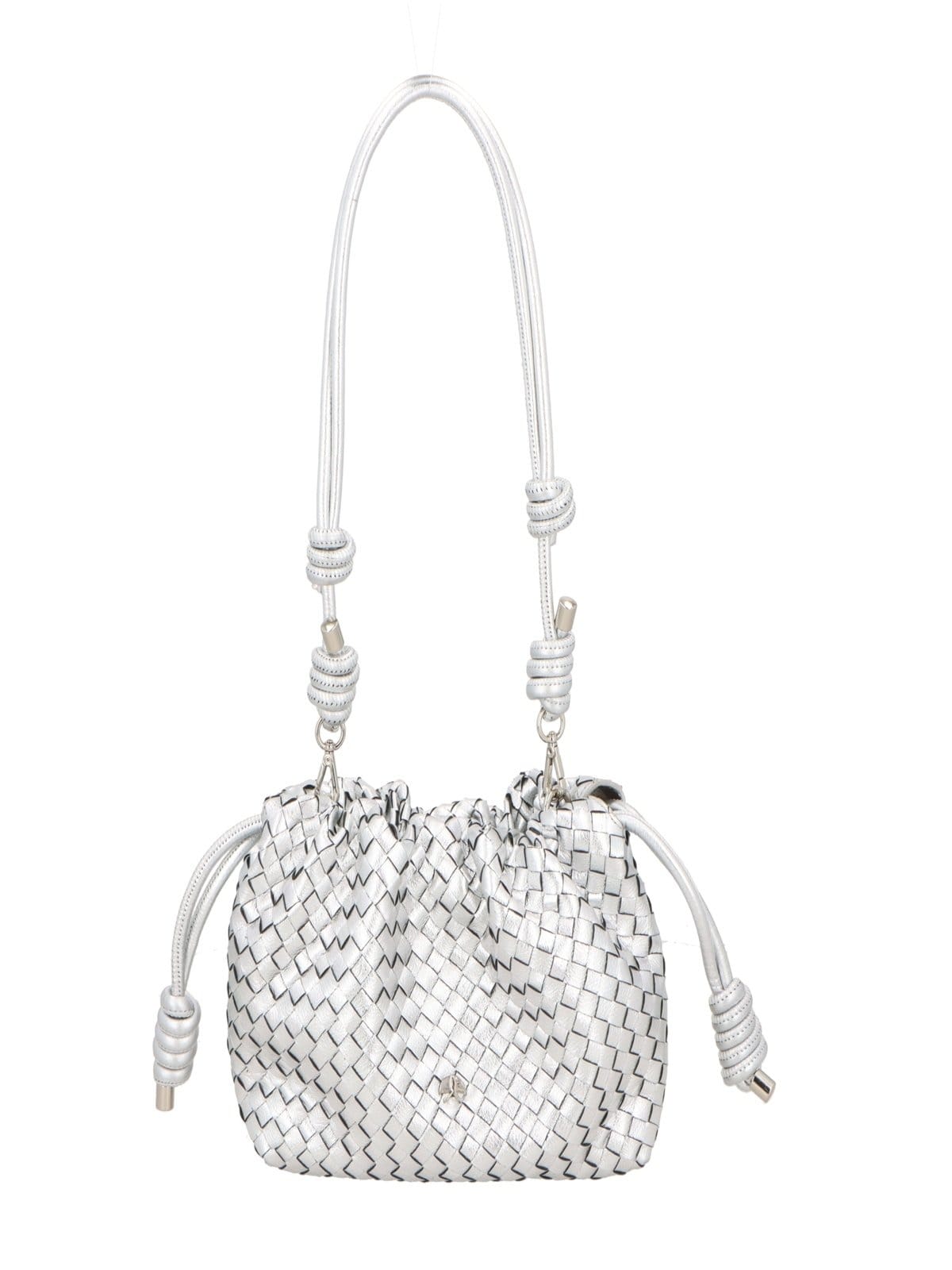 Vista 2 BOLSA PEQUENA EM COURO PRATEADA TRESSÊ COM ALÇA DE NÓS Luiza Barcelos prata