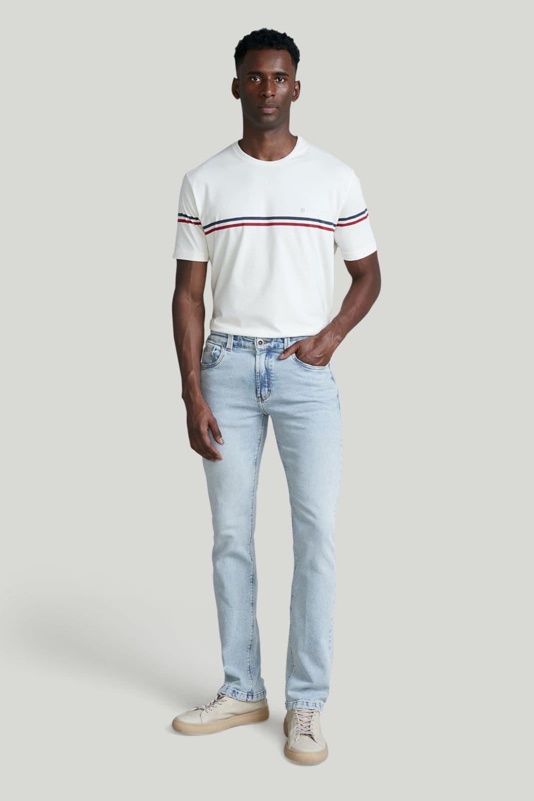 Vista 2 HIGHSTIL Calça Jeans Reta - Lavagem Clara HIGHSTIL azul