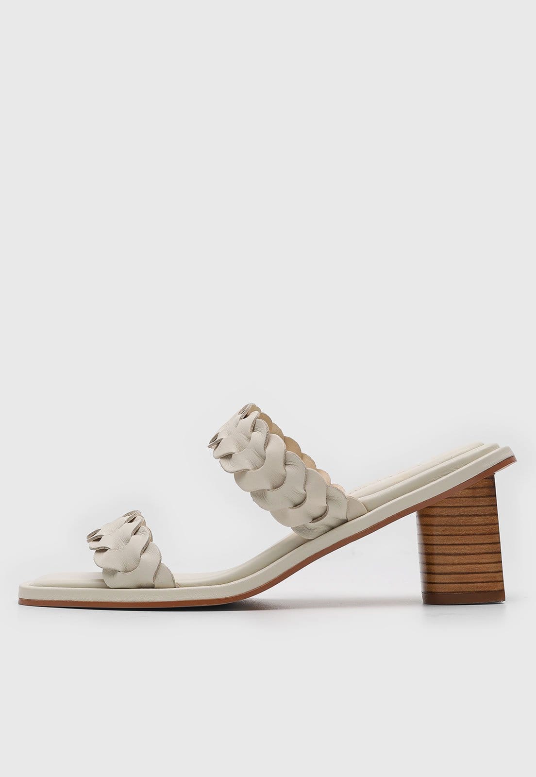 Sandália Feminina Capodarte Tiras Trançadas Salto Bloco Off-White